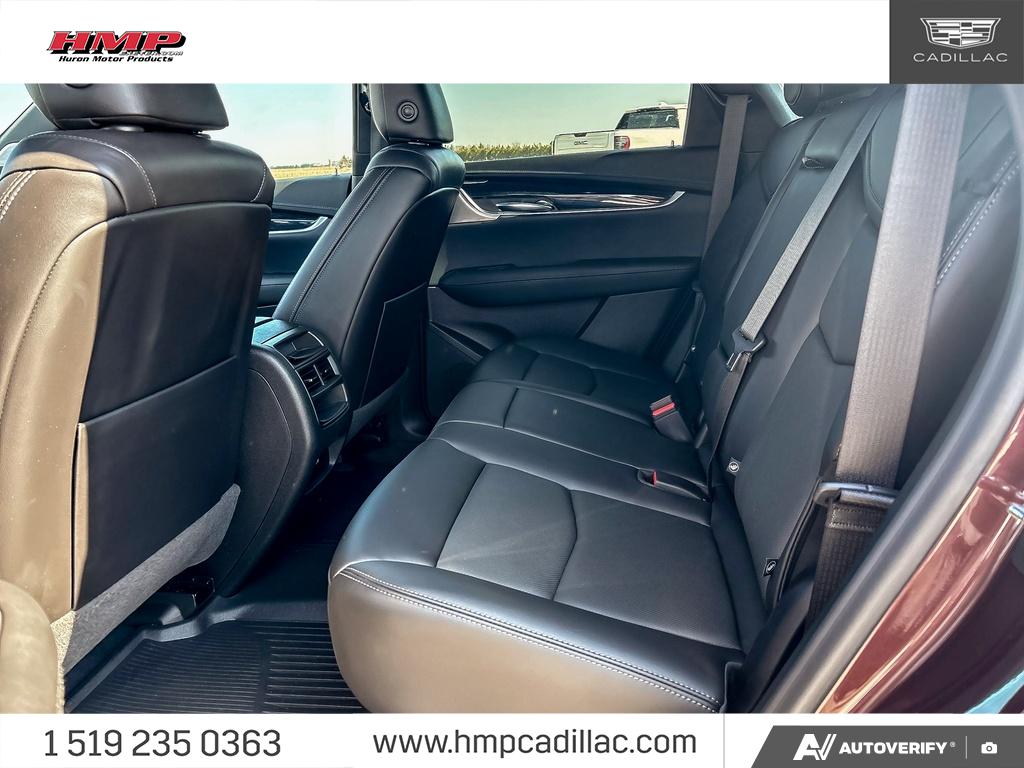 used 2022 Cadillac XT5 car, priced at $36,284