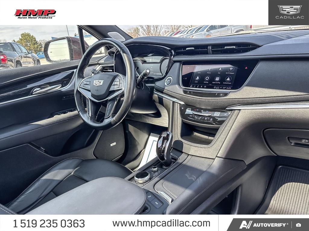 used 2022 Cadillac XT5 car, priced at $36,284