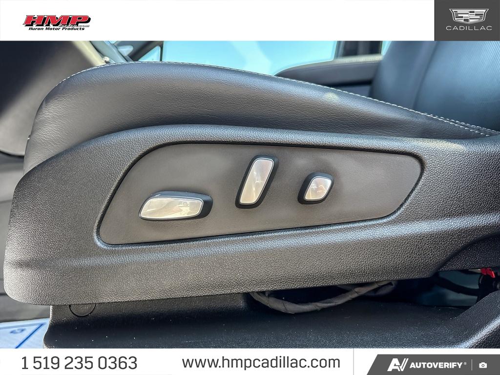 used 2022 Cadillac XT5 car, priced at $36,284