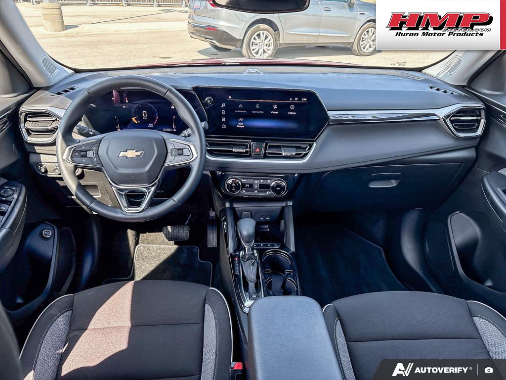 used 2024 Chevrolet TrailBlazer car, priced at $29,284