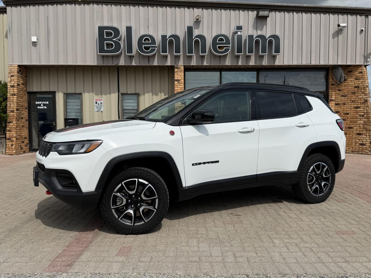 2024 Jeep Compass Trailhawk 4WD