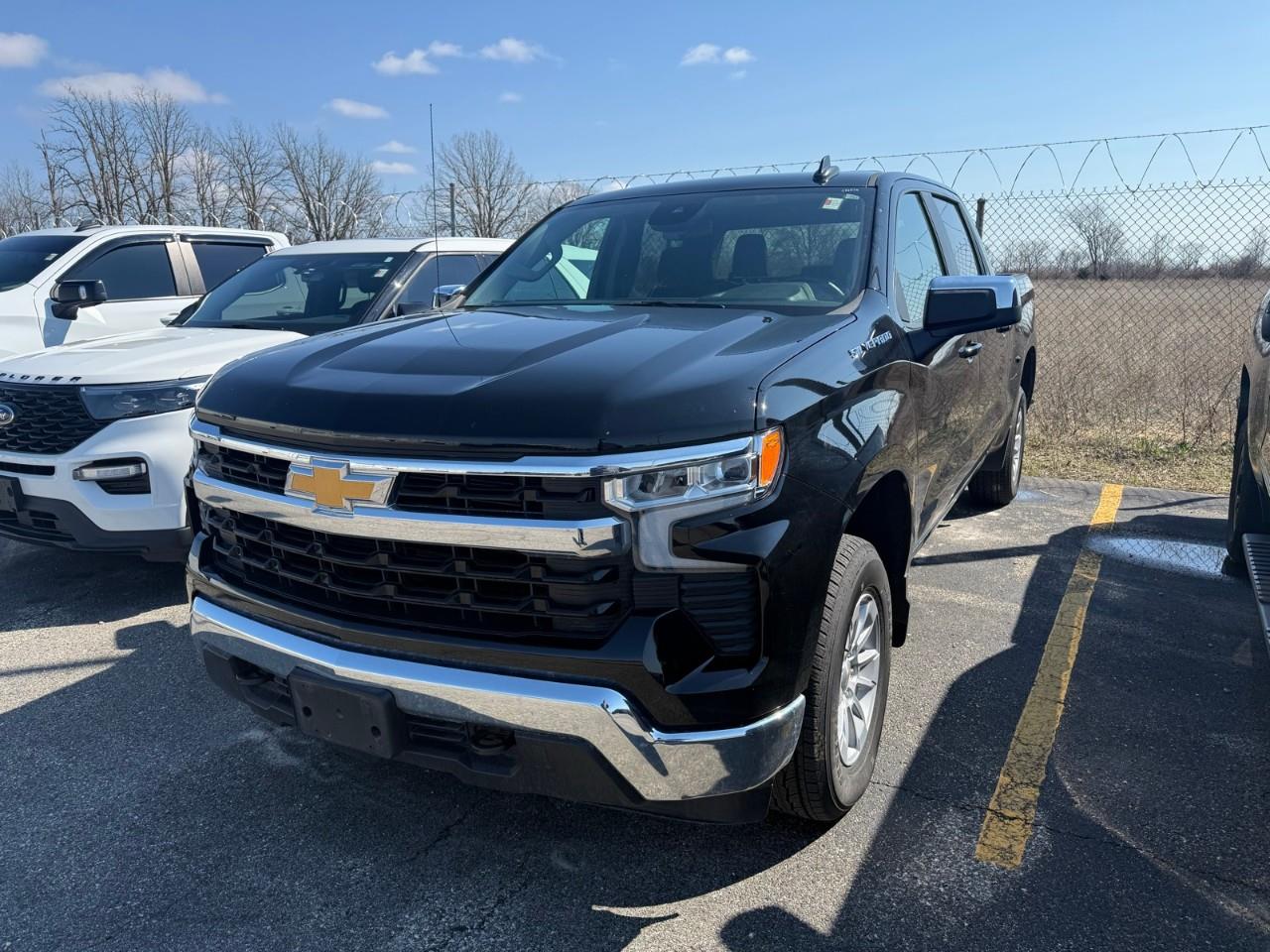 2025 Chevrolet Silverado 1500 LT Crew Cab 4WD