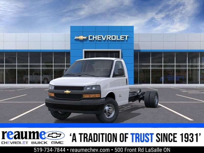 Chevrolet Express Chassis 3500 Cutaway 177 2026