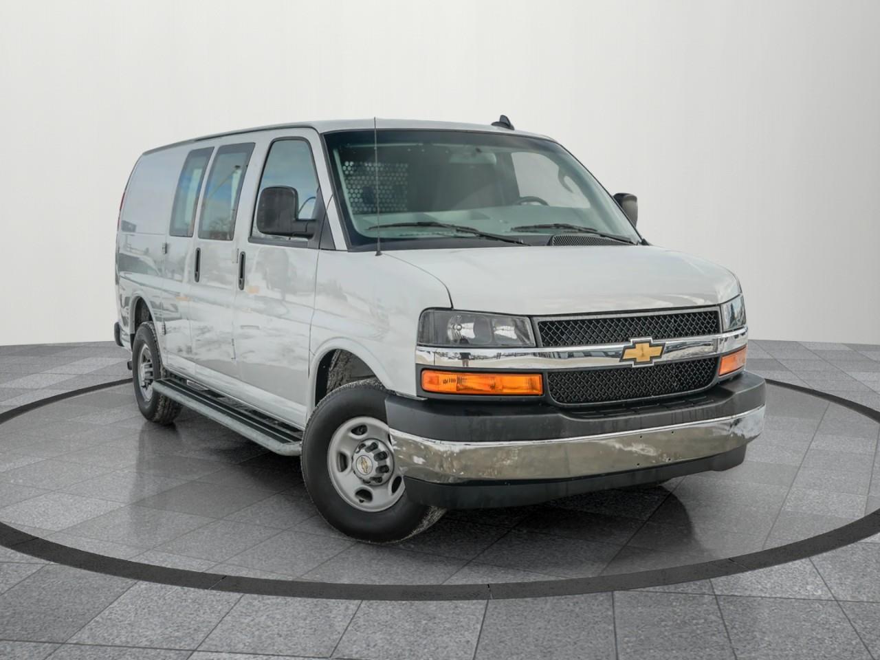 Chevrolet Express Cargo 2500 RWD 2024