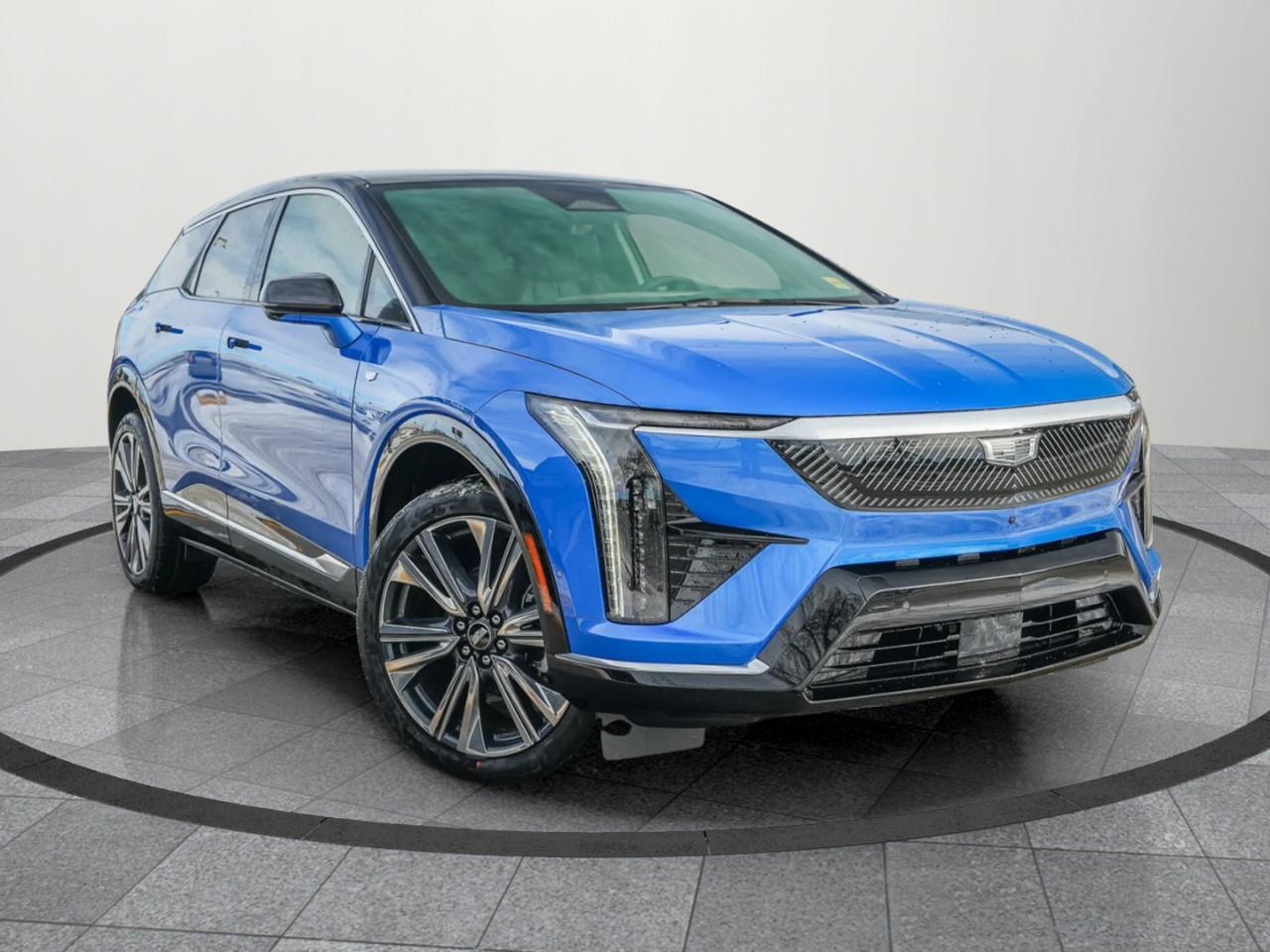 2026 Cadillac OPTIQ Premium Luxury AWD