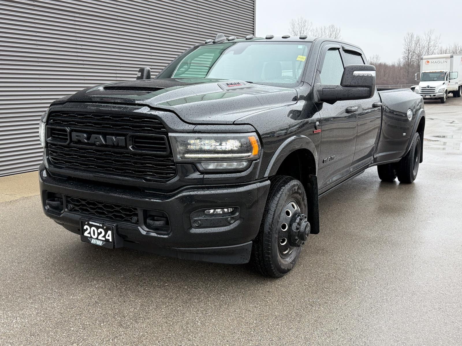 RAM 3500 Limited Crew Cab LB DRW 4WD 2024