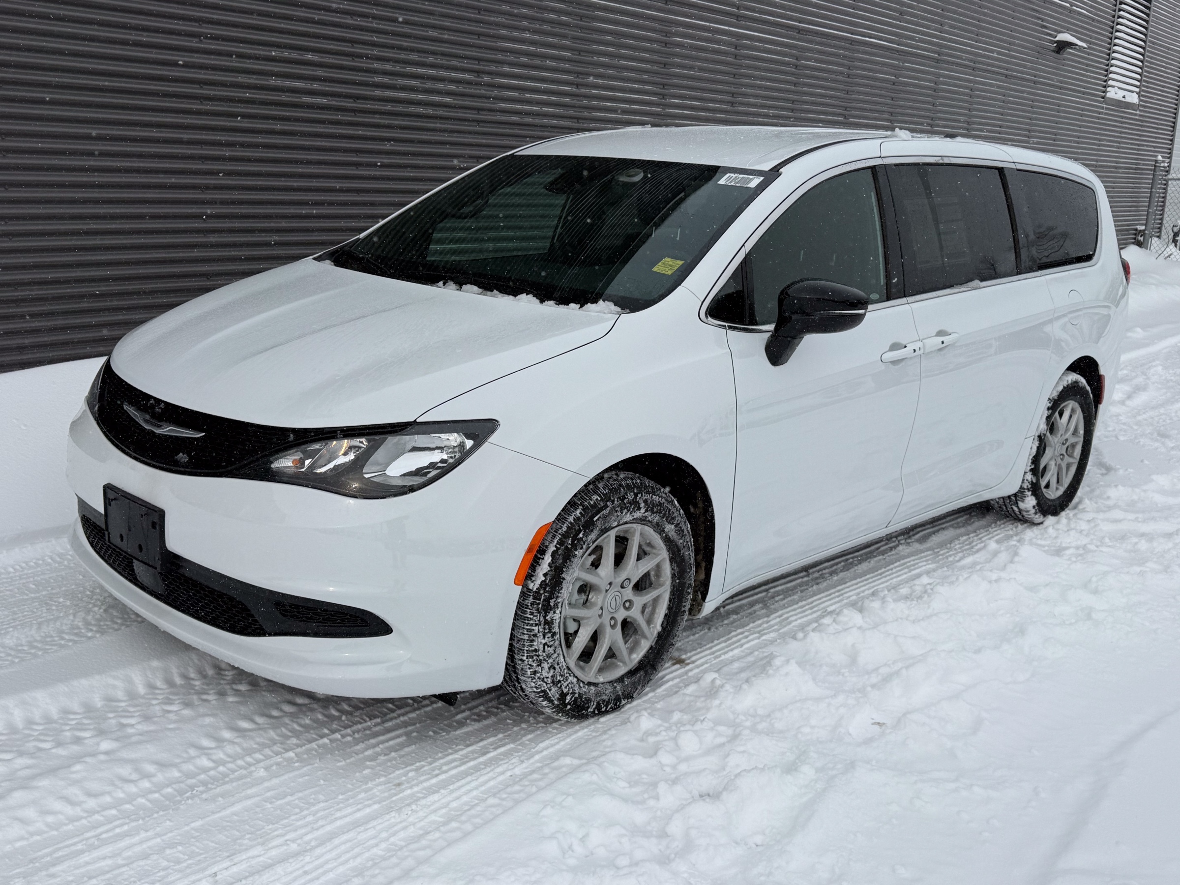 2025 Chrysler Grand Caravan SXT FWD