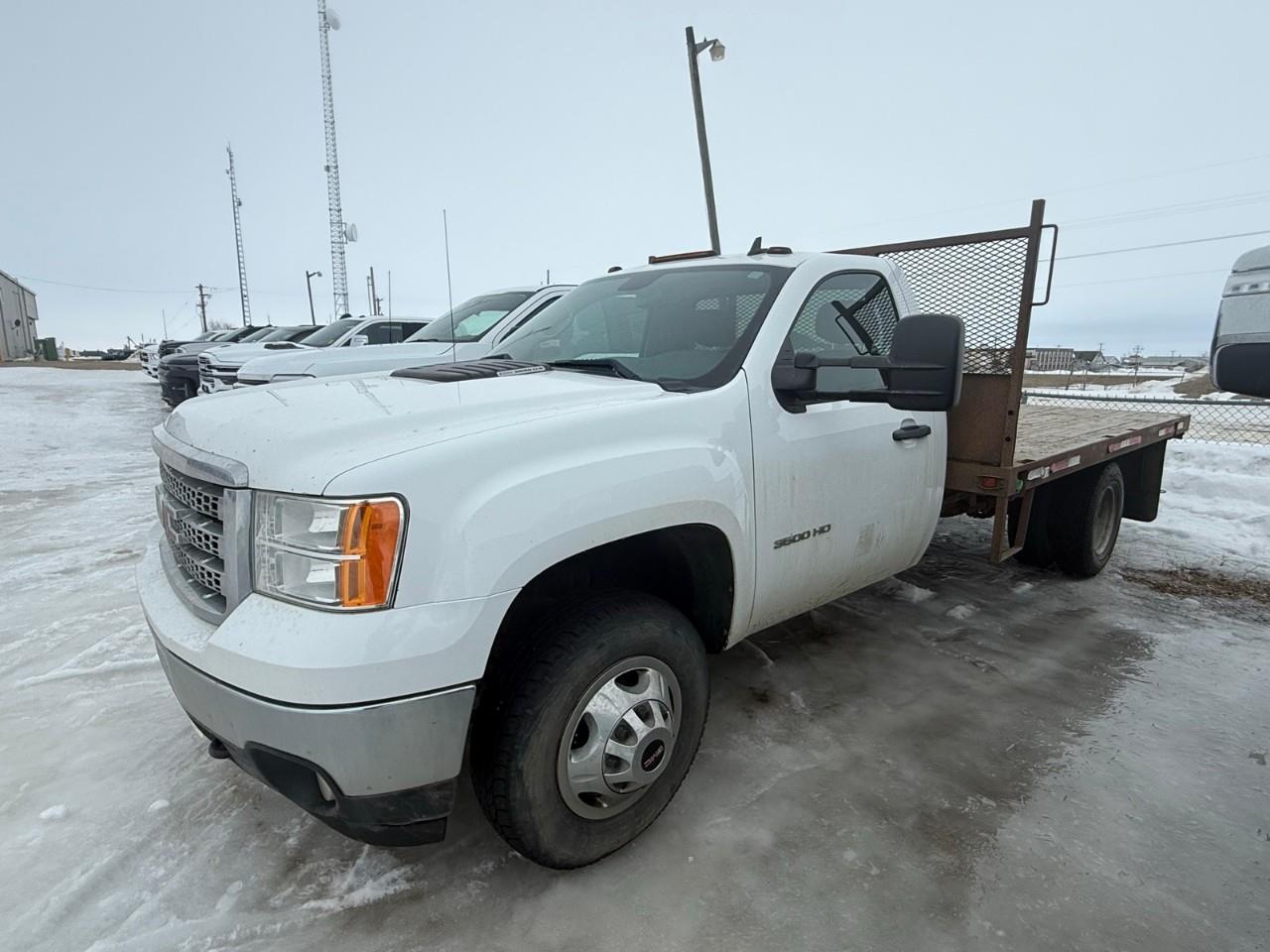 2014 GMC Sierra 3500HD Chassis SLE 4WD