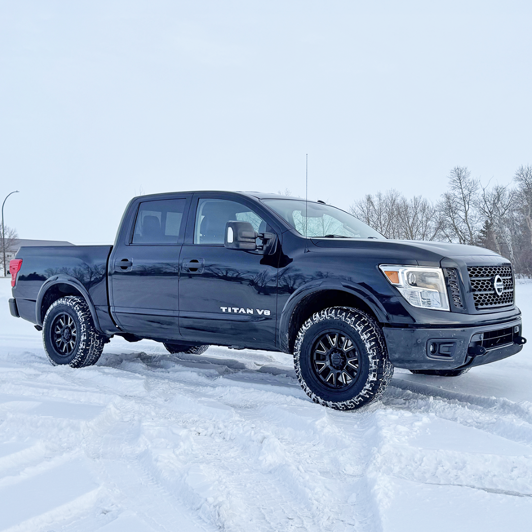 2018 Nissan Titan SV Crew Cab 4WD