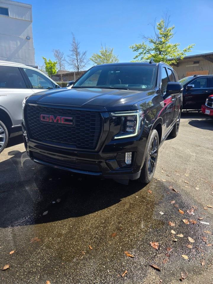 2021 GMC Yukon Denali 4WD