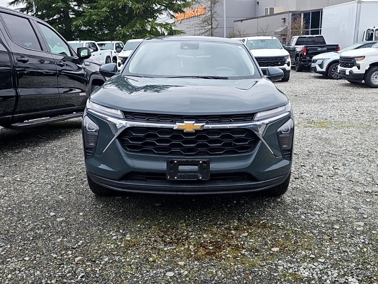2025 Chevrolet Trax LS FWD