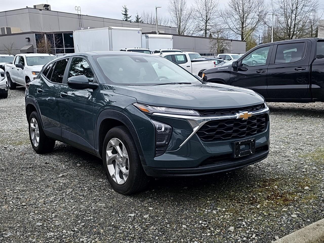 2025 Chevrolet Trax LS FWD