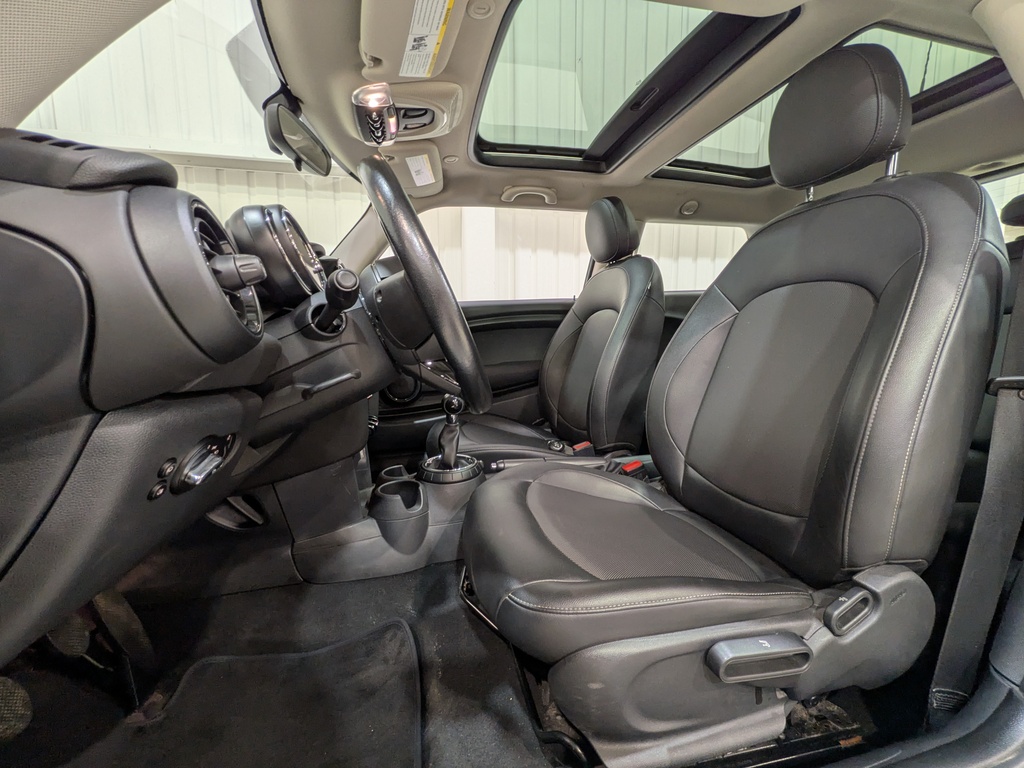 2015 MINI Cooper 3-door