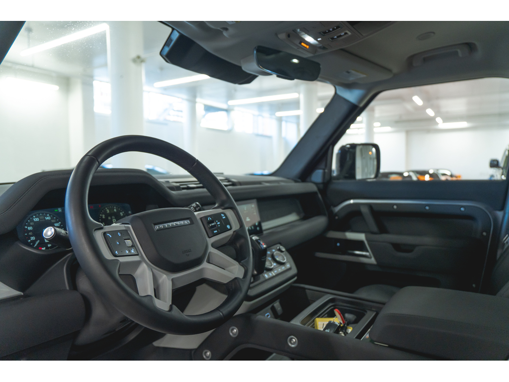 2023 Land Rover Defender