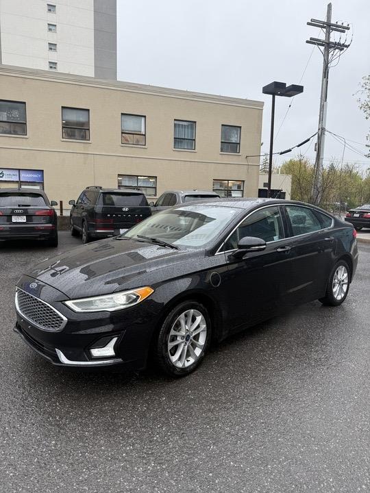 2020 Ford Fusion Energi Titanium FWD
