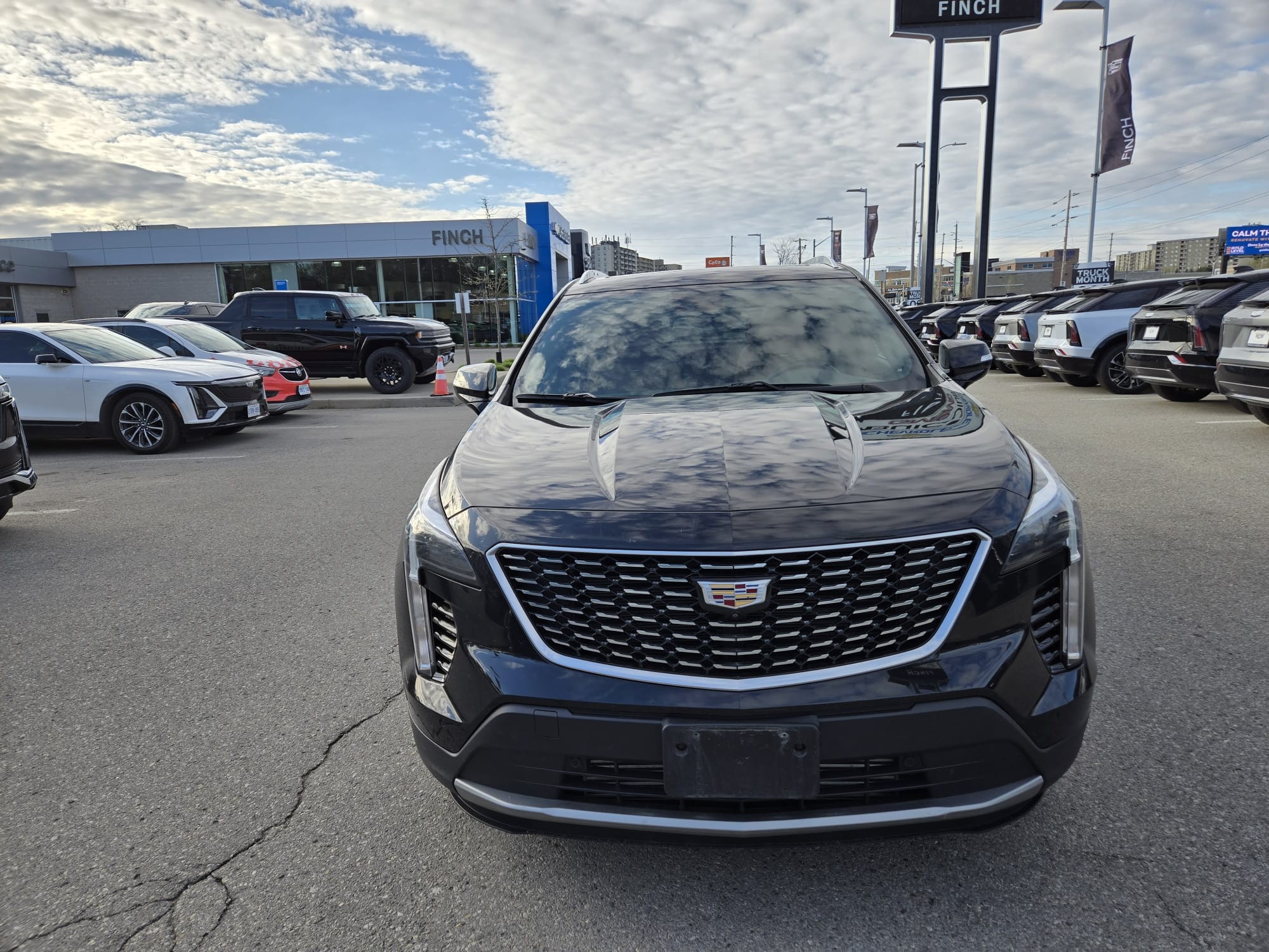 used 2022 Cadillac XT4 car, priced at $34,495