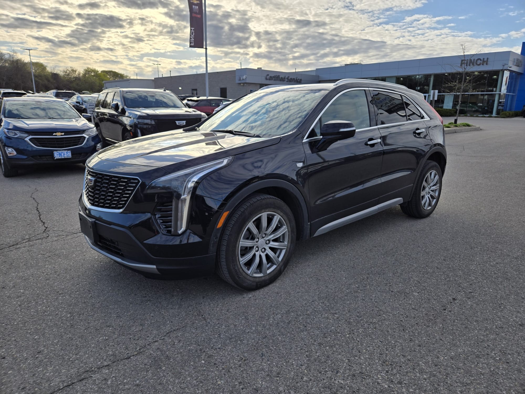 used 2022 Cadillac XT4 car, priced at $33,500
