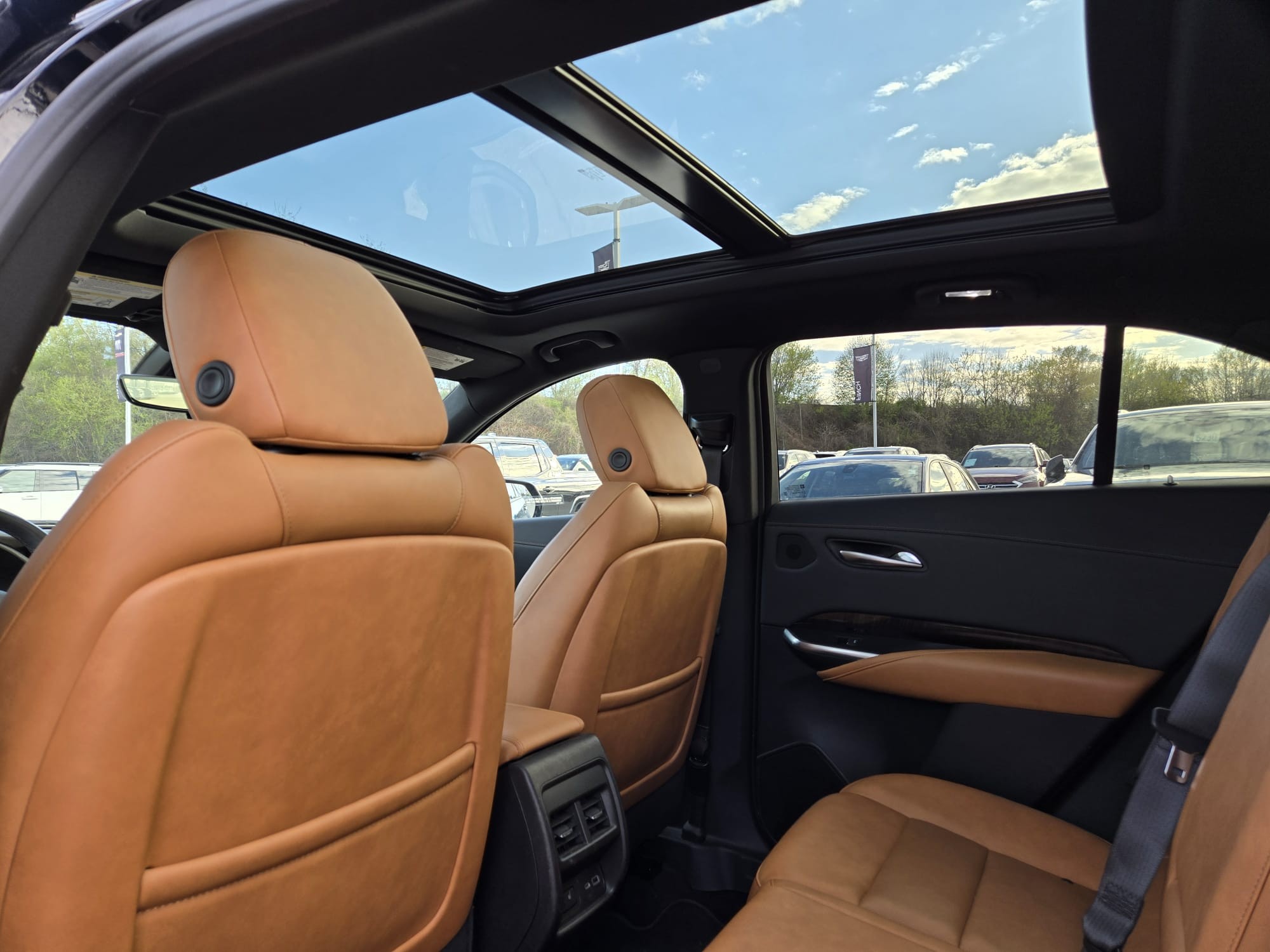 used 2022 Cadillac XT4 car, priced at $34,495