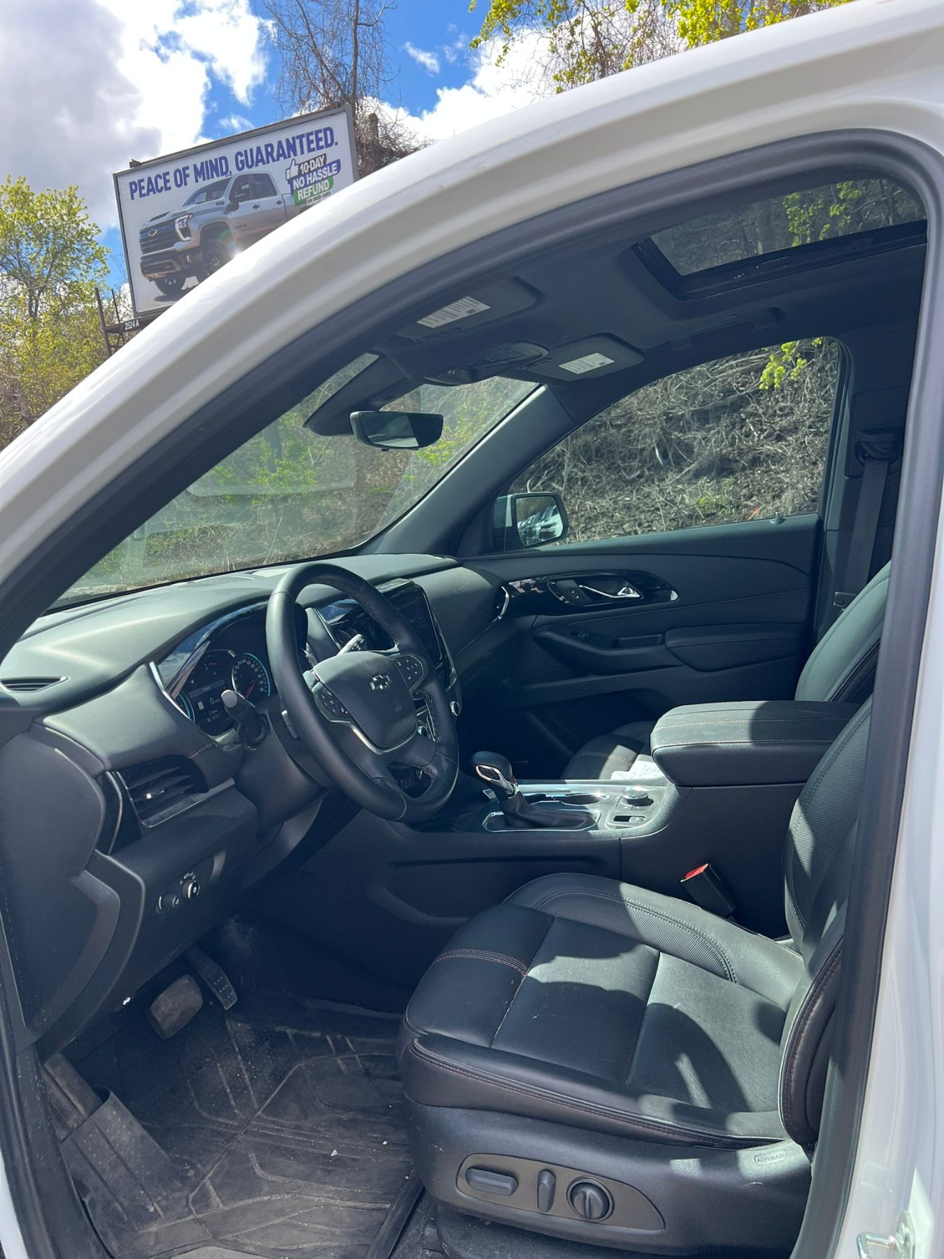 used 2023 Chevrolet Traverse car, priced at $45,900