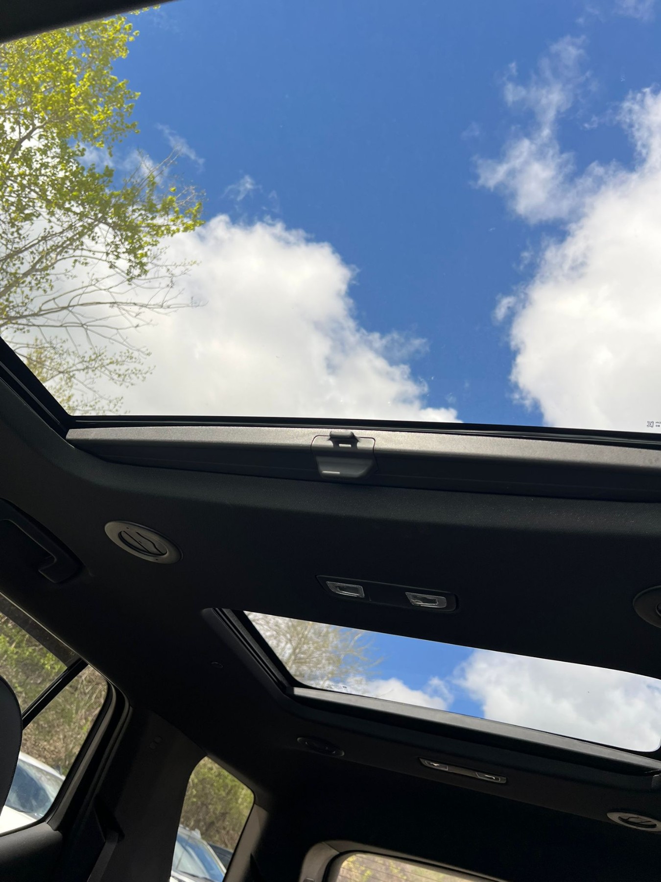 used 2023 Chevrolet Traverse car, priced at $45,900
