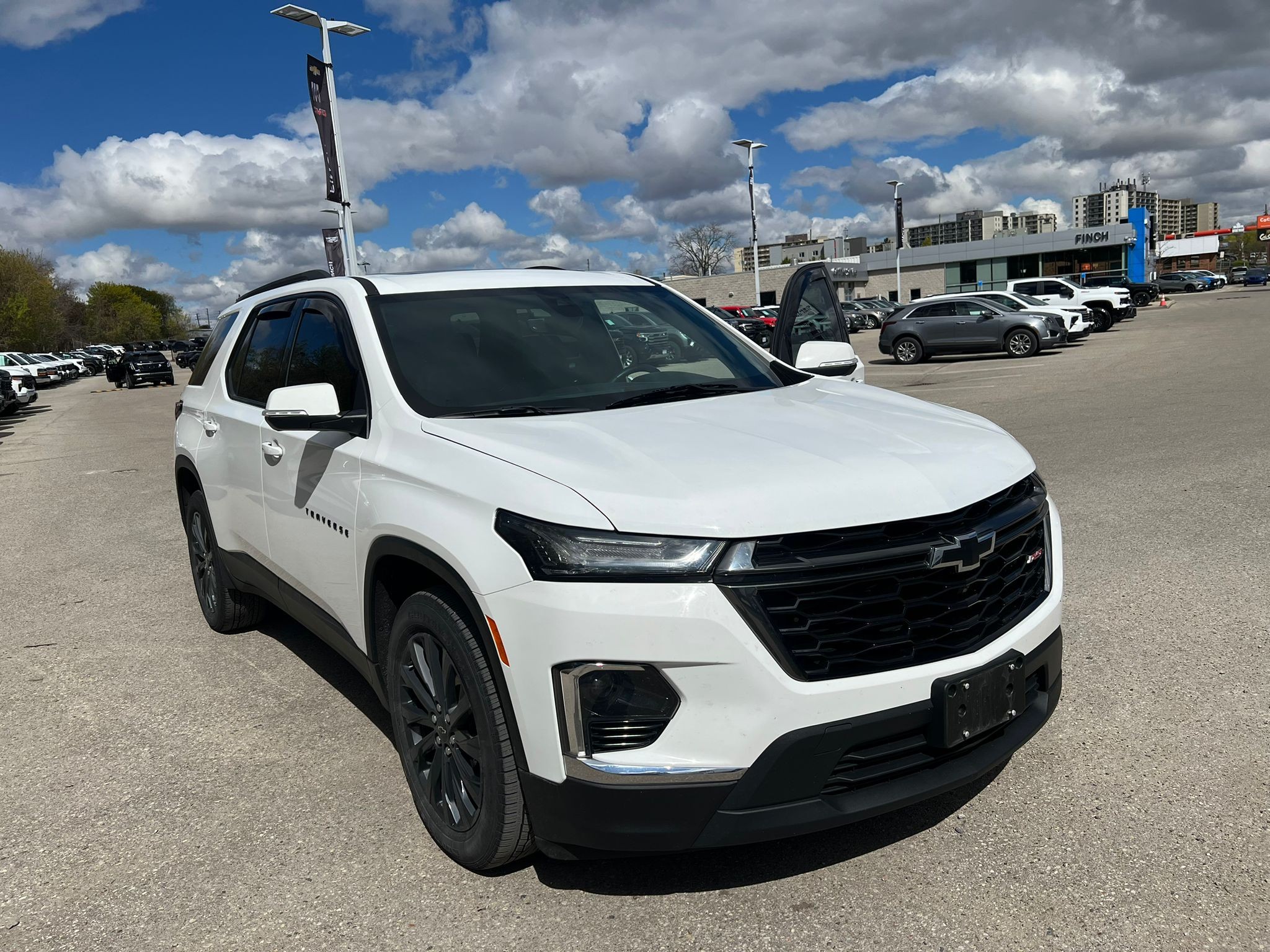 used 2023 Chevrolet Traverse car, priced at $45,900