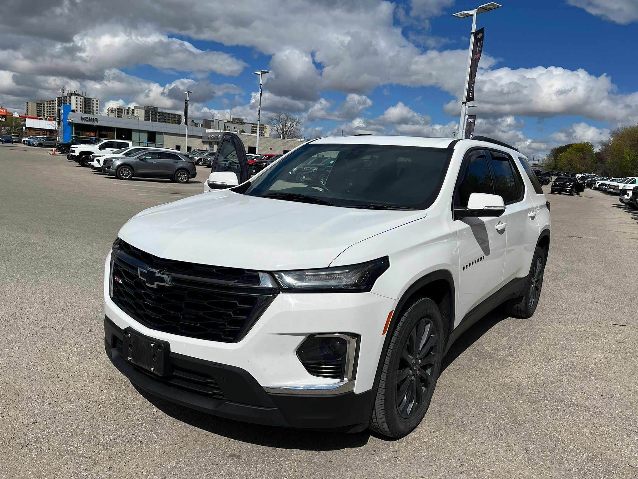 used 2023 Chevrolet Traverse car, priced at $45,900