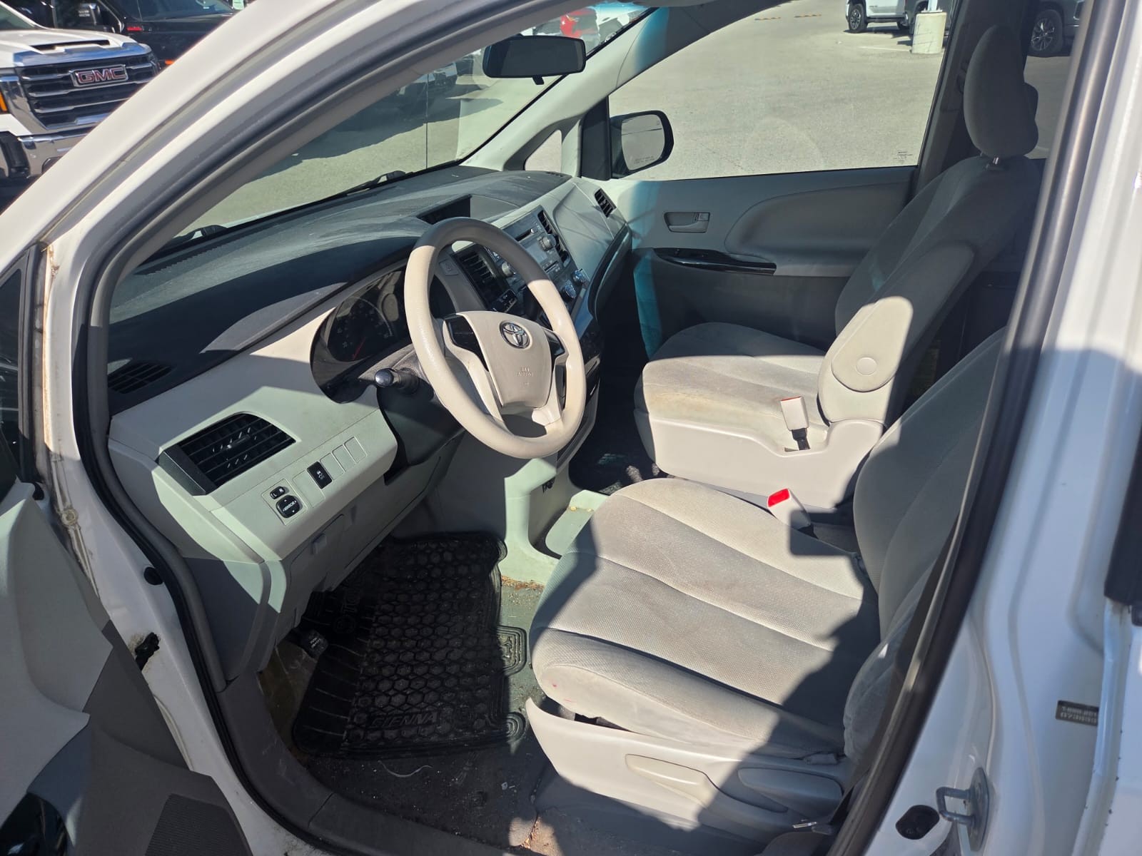 used 2014 Toyota Sienna car, priced at $5,500