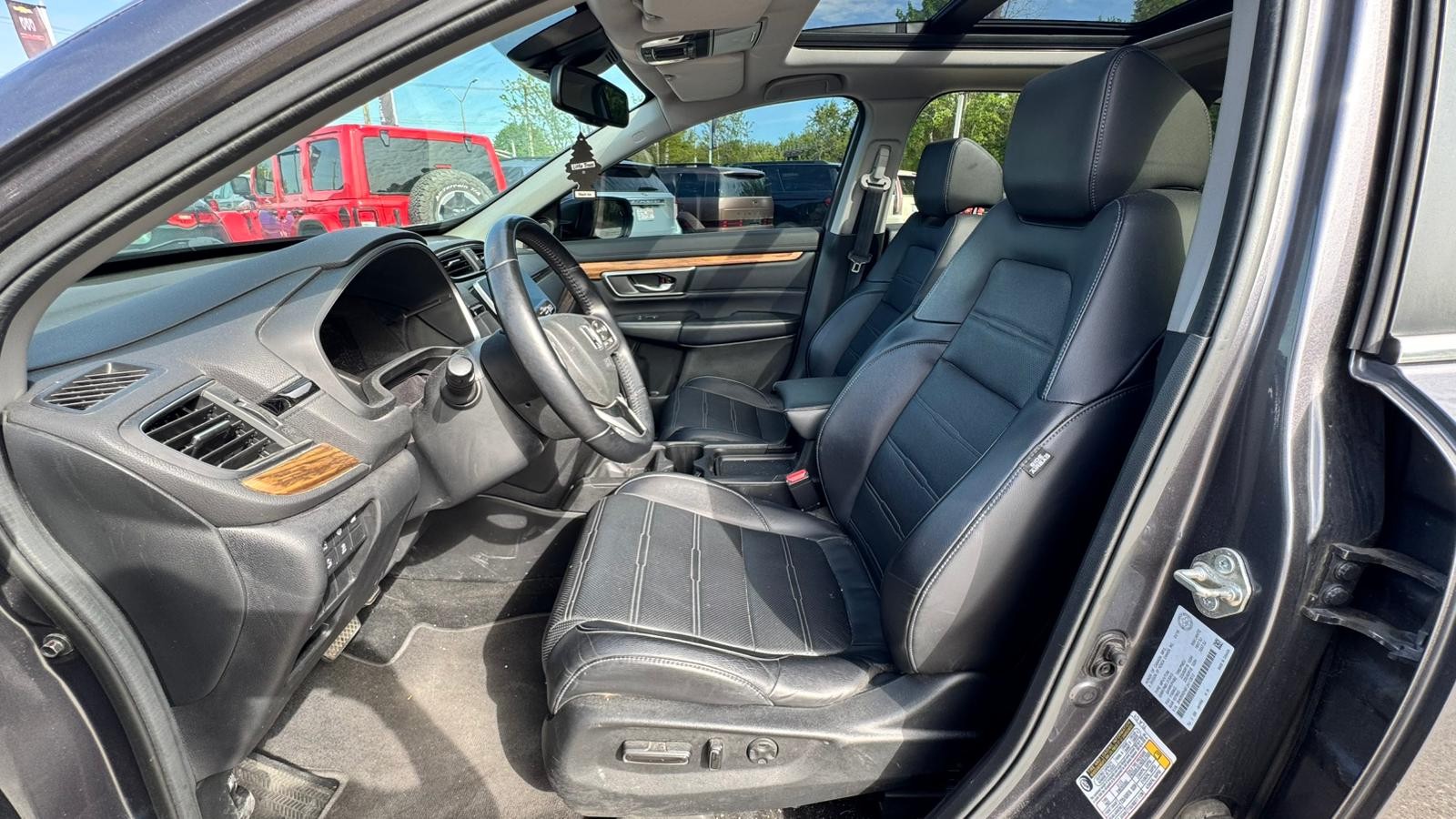 used 2018 Honda CR-V car, priced at $23,150