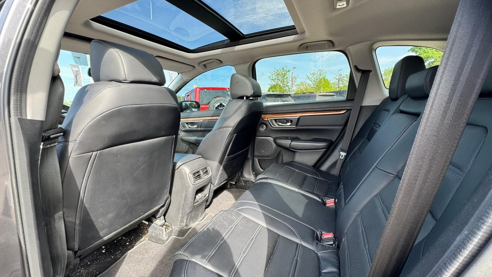 used 2018 Honda CR-V car, priced at $23,150