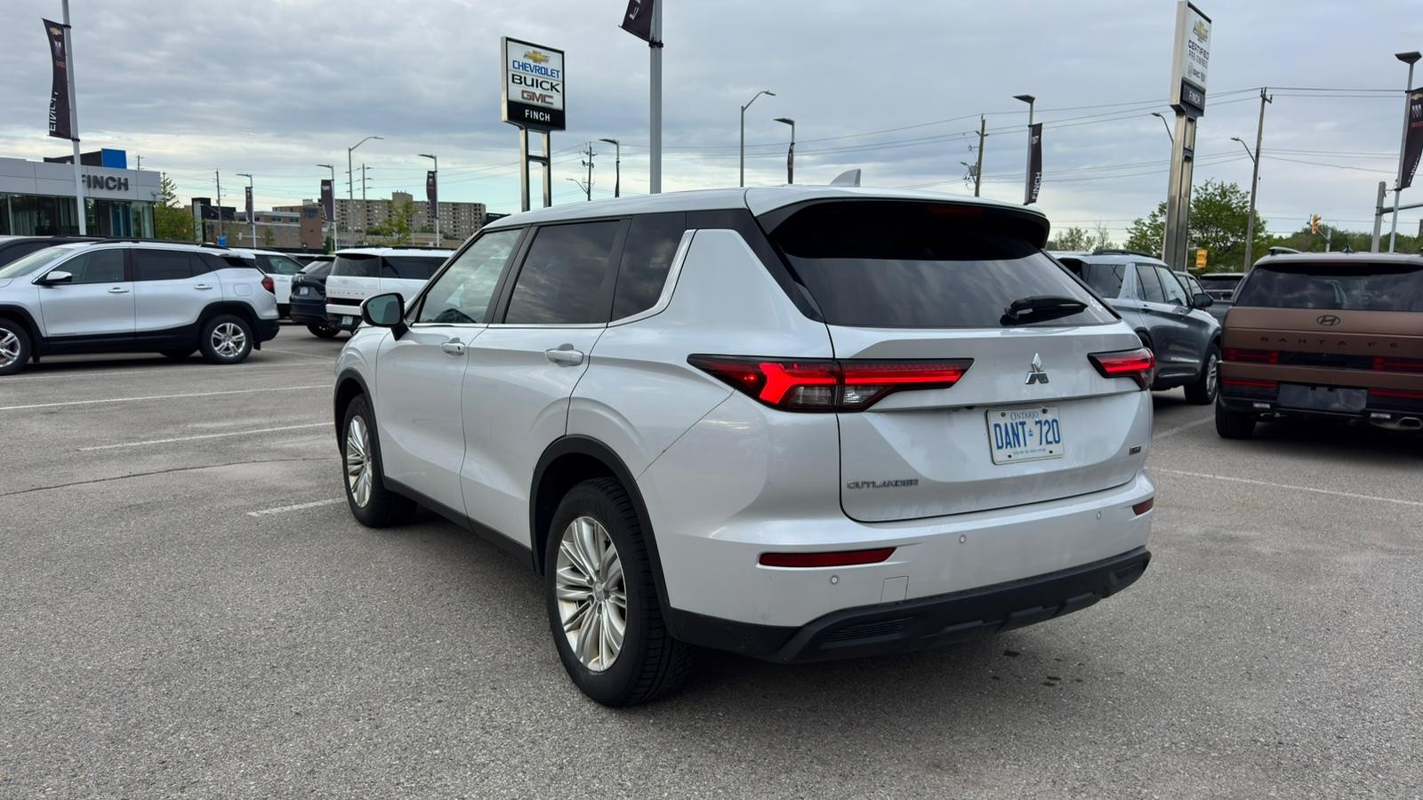 used 2022 Mitsubishi Outlander car, priced at $22,271