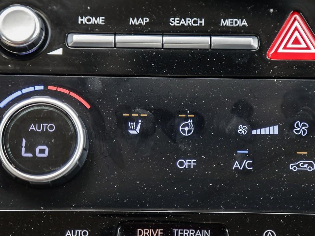 used 2025 Hyundai Santa Fe car, priced at $45,397