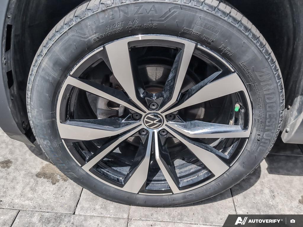 used 2024 Volkswagen Atlas car, priced at $47,900