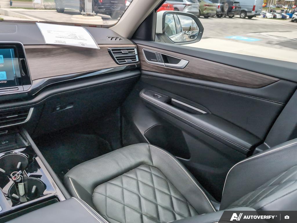 used 2024 Volkswagen Atlas car, priced at $47,900