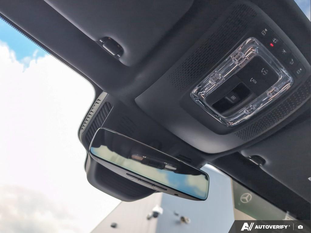 used 2021 Mercedes-Benz GLB 250 car, priced at $28,900