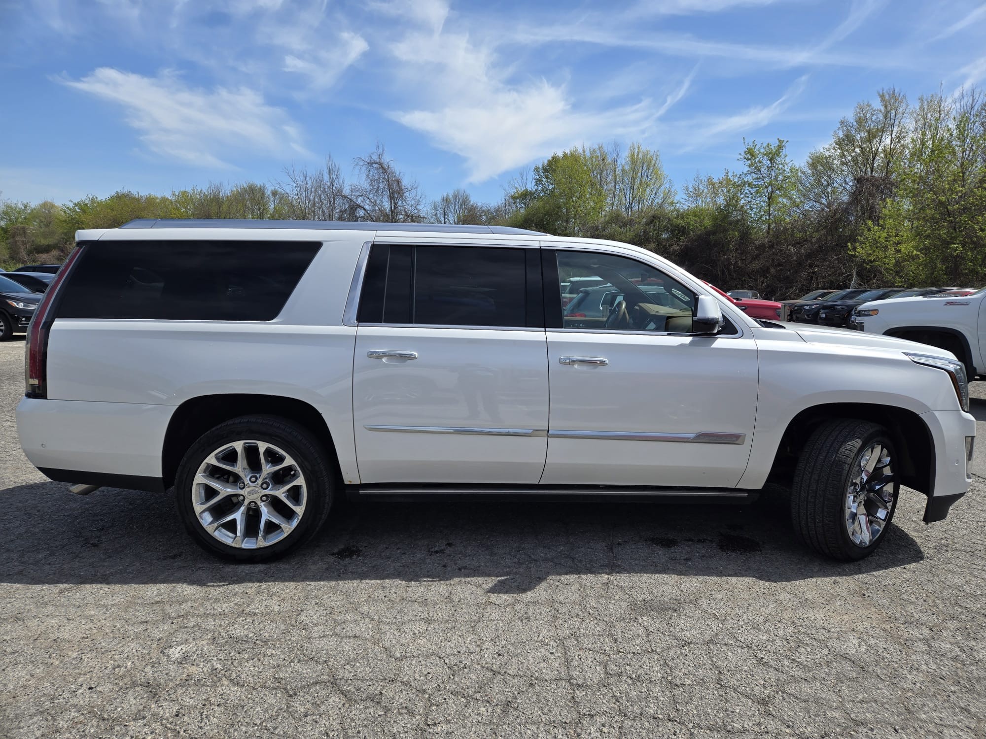 used 2017 Cadillac Escalade ESV car, priced at $39,995