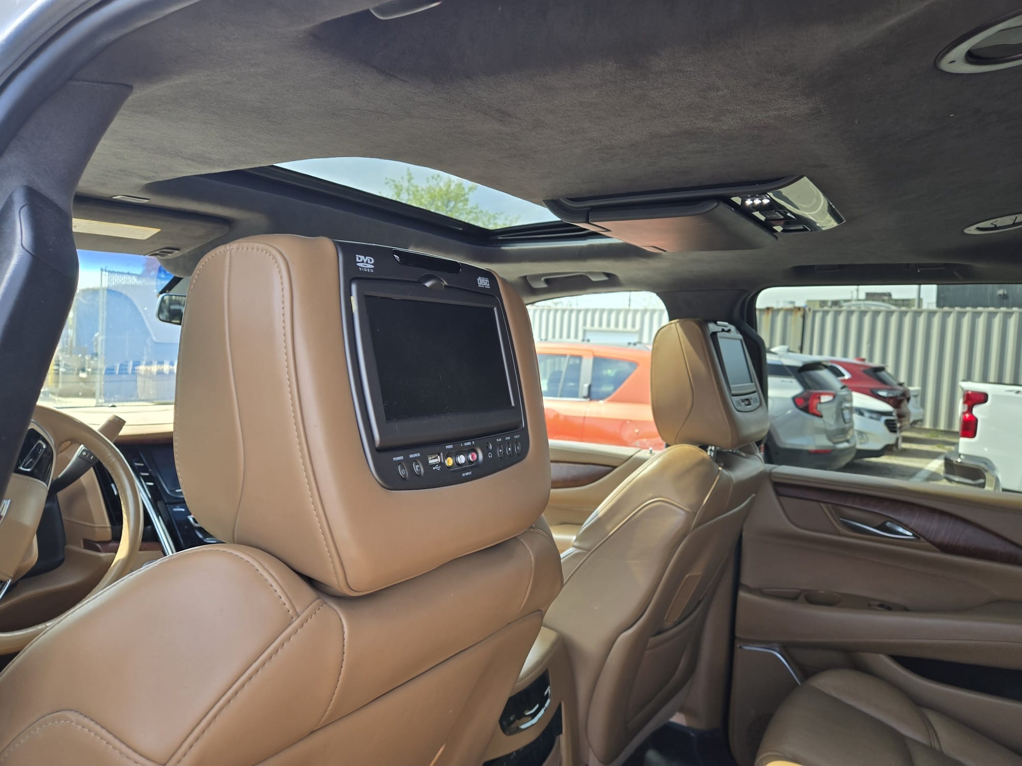 used 2017 Cadillac Escalade ESV car, priced at $39,995