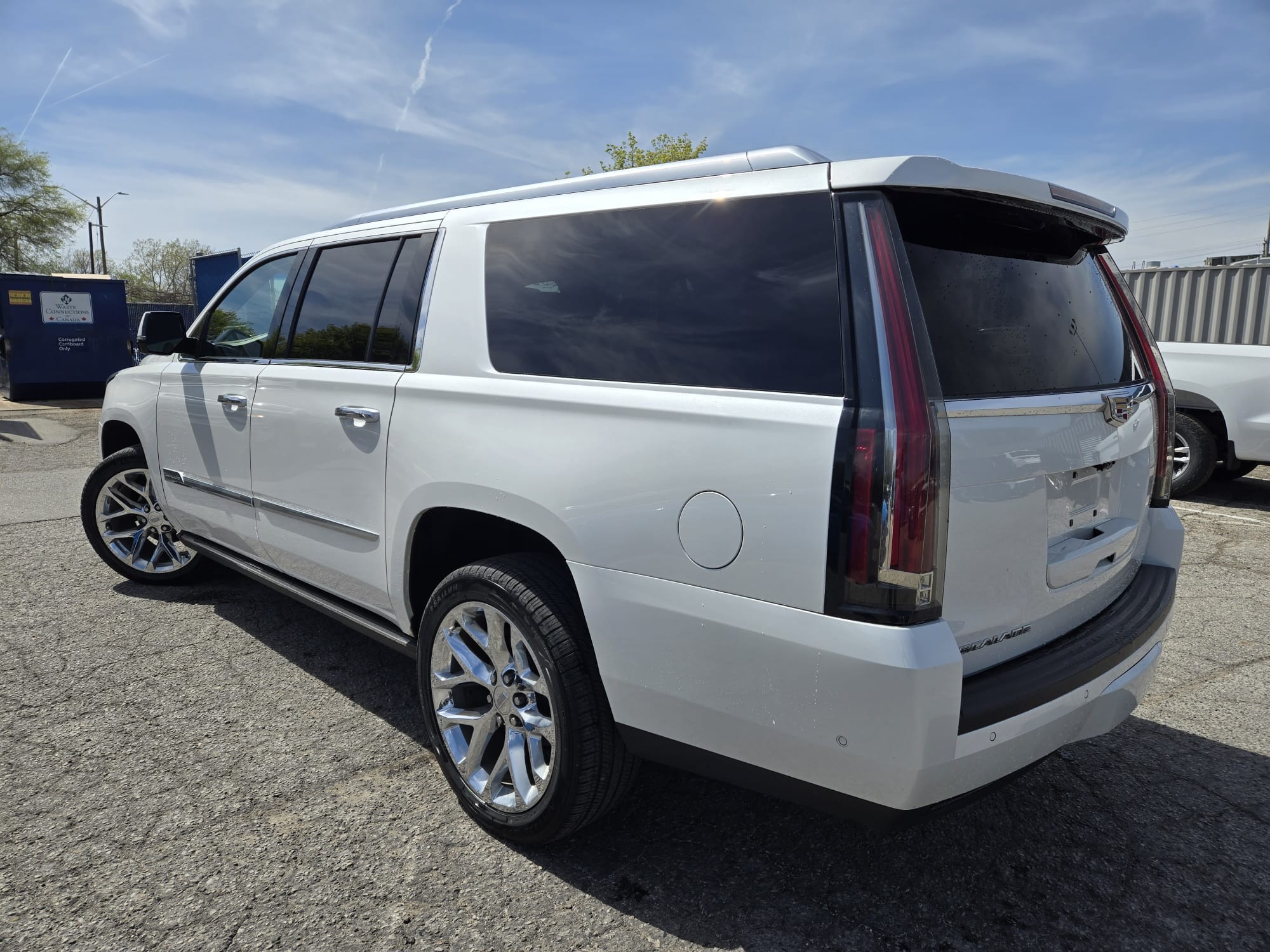 used 2017 Cadillac Escalade ESV car, priced at $39,995