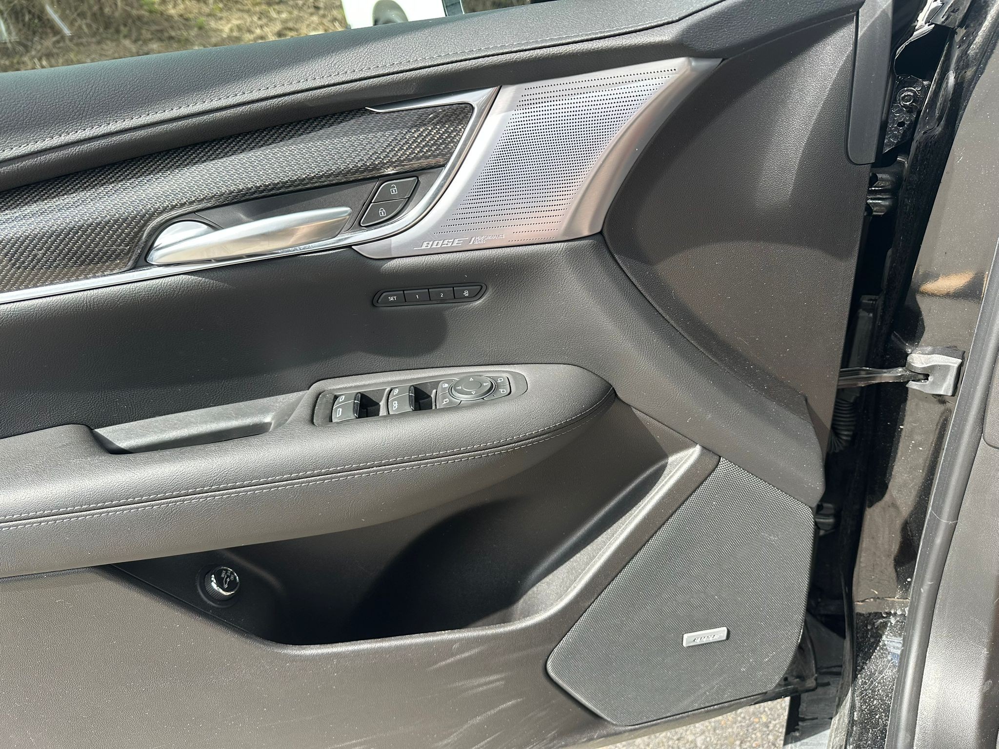 used 2023 Cadillac XT5 car, priced at $41,995