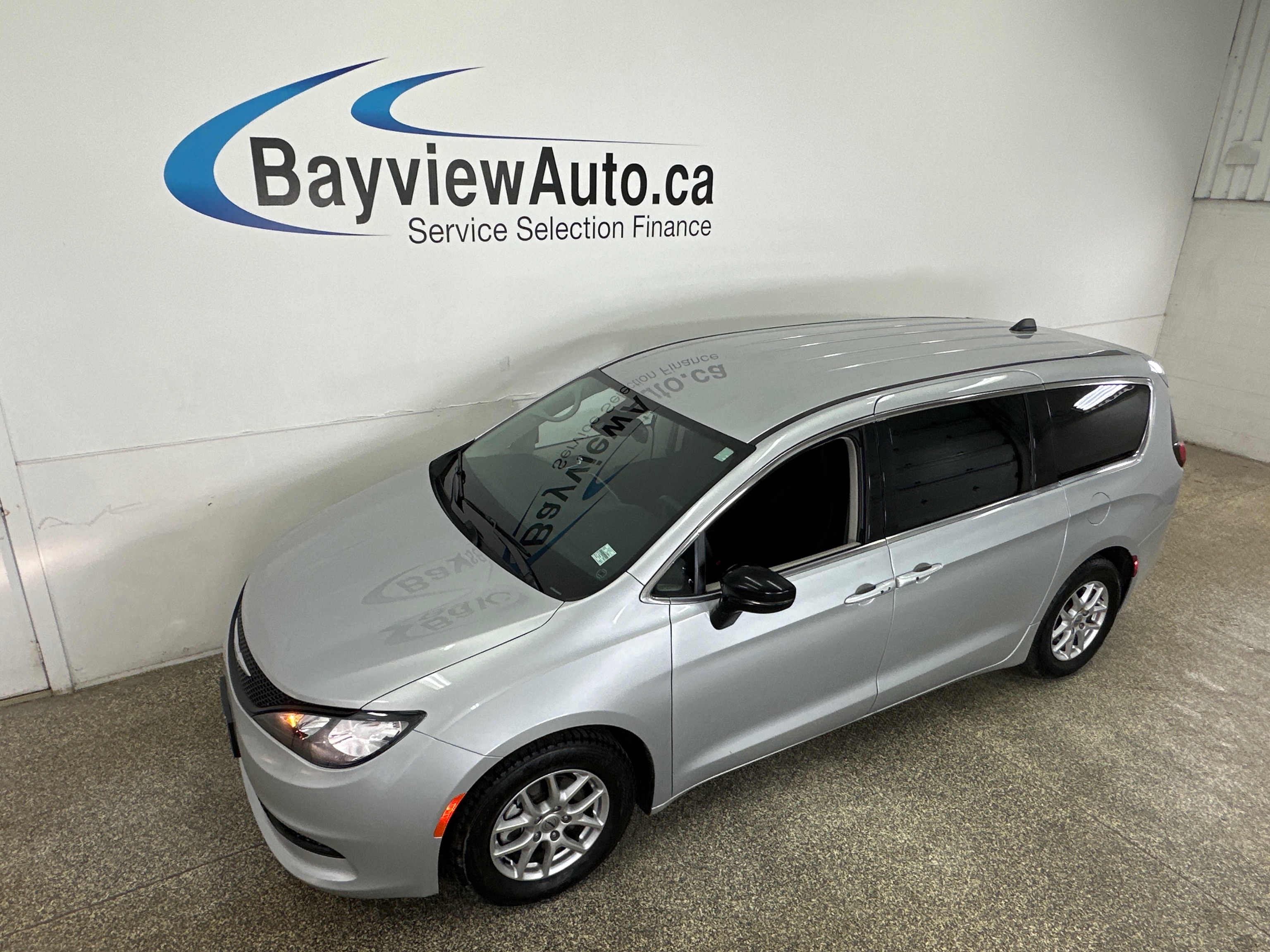 2024 Chrysler Grand Caravan SXT FWD