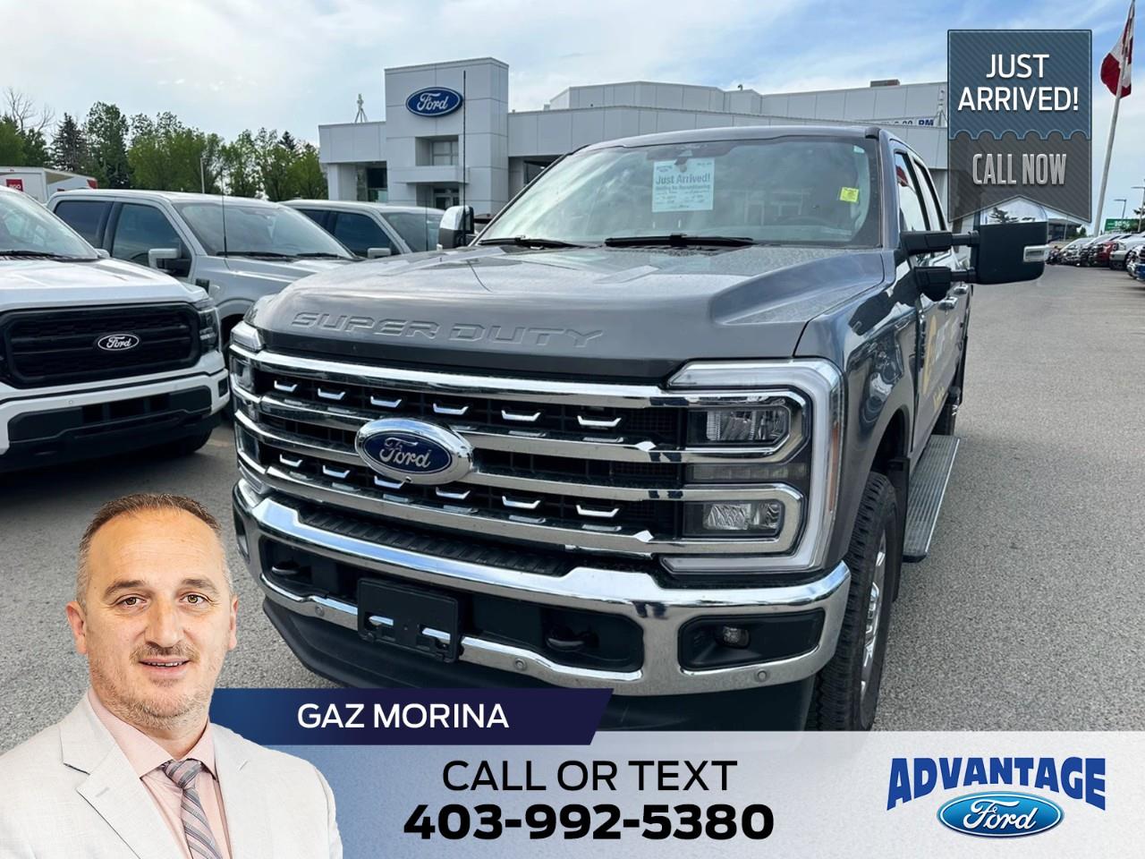 Gray 2025 Ford F-250 Super Duty Lariat Crew Cab 4WD Pickup Truck Four-Wheel Drive Automatic