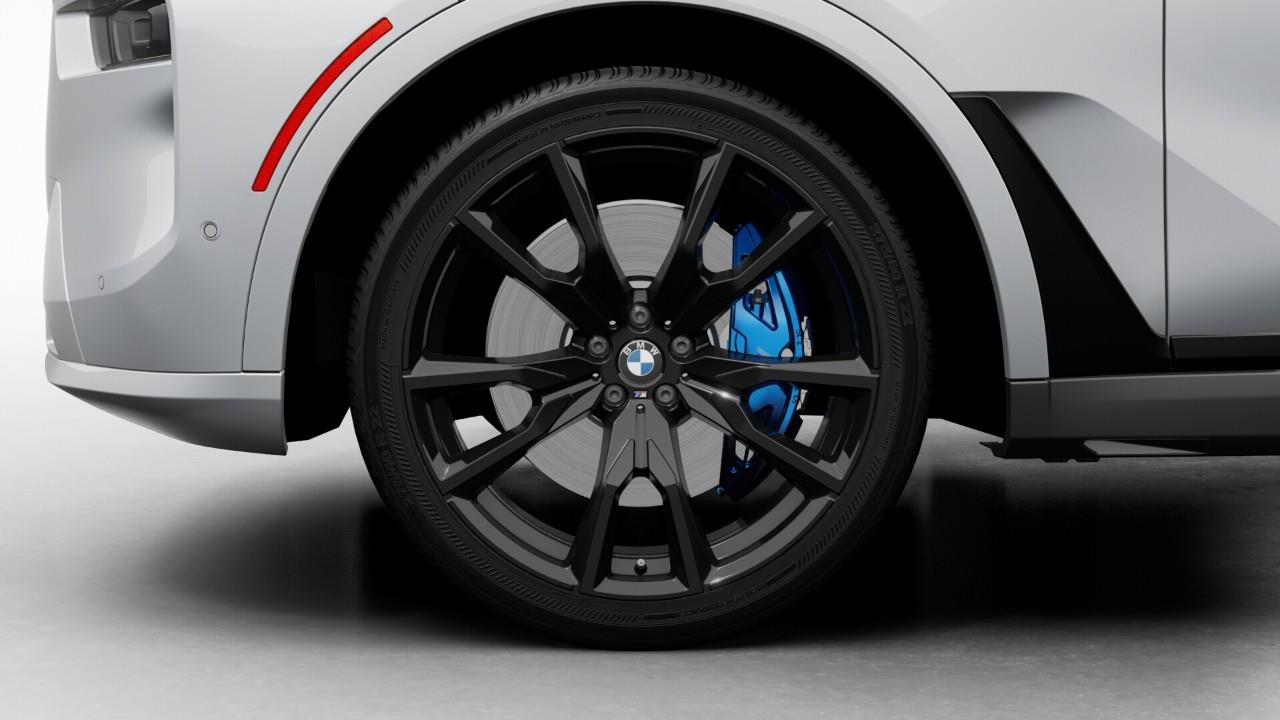 new 2027 BMW X7 car, priced at $140,484