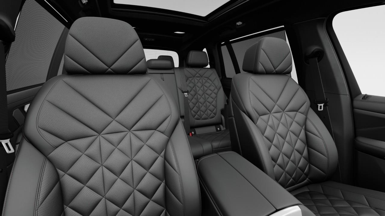 new 2027 BMW X7 car, priced at $140,484