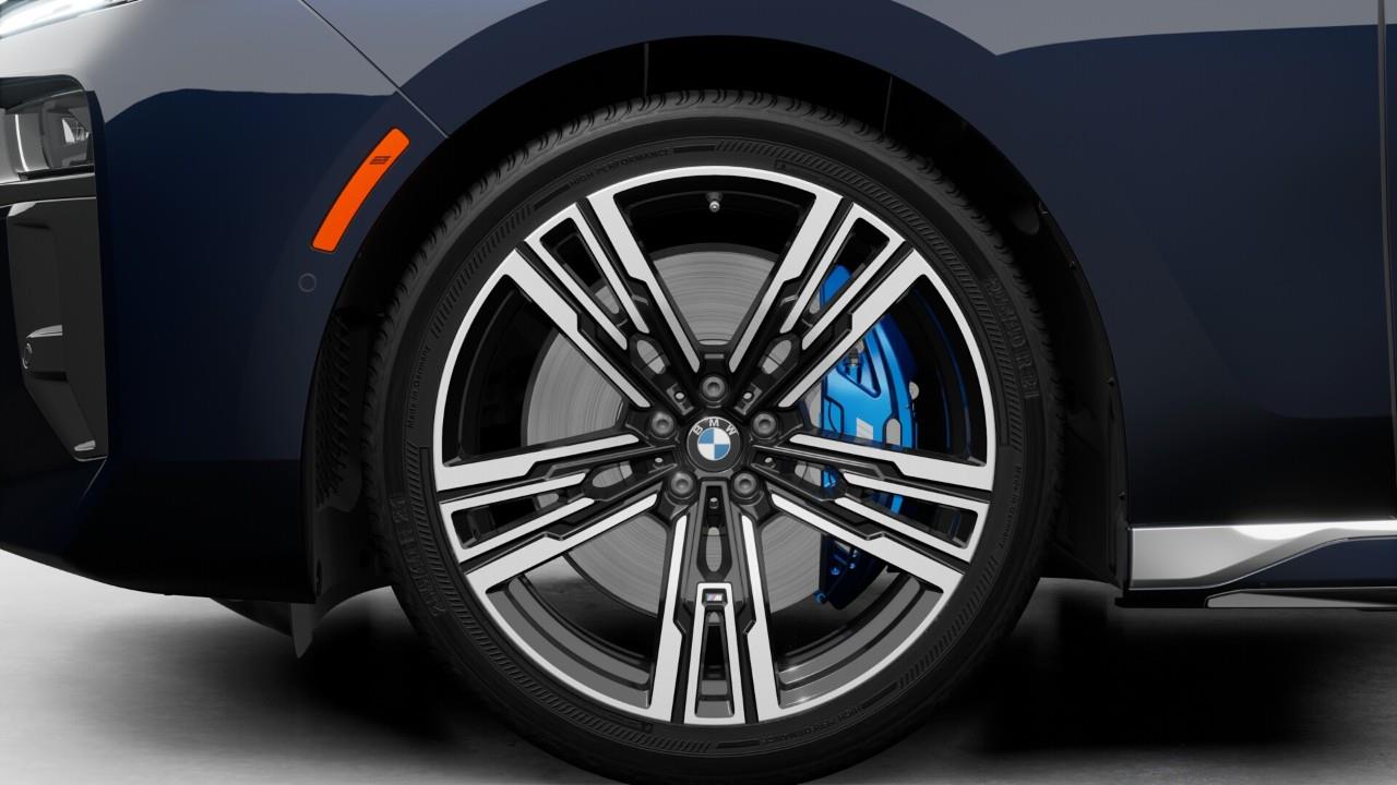 new 2026 BMW 760 car, priced at $178,318