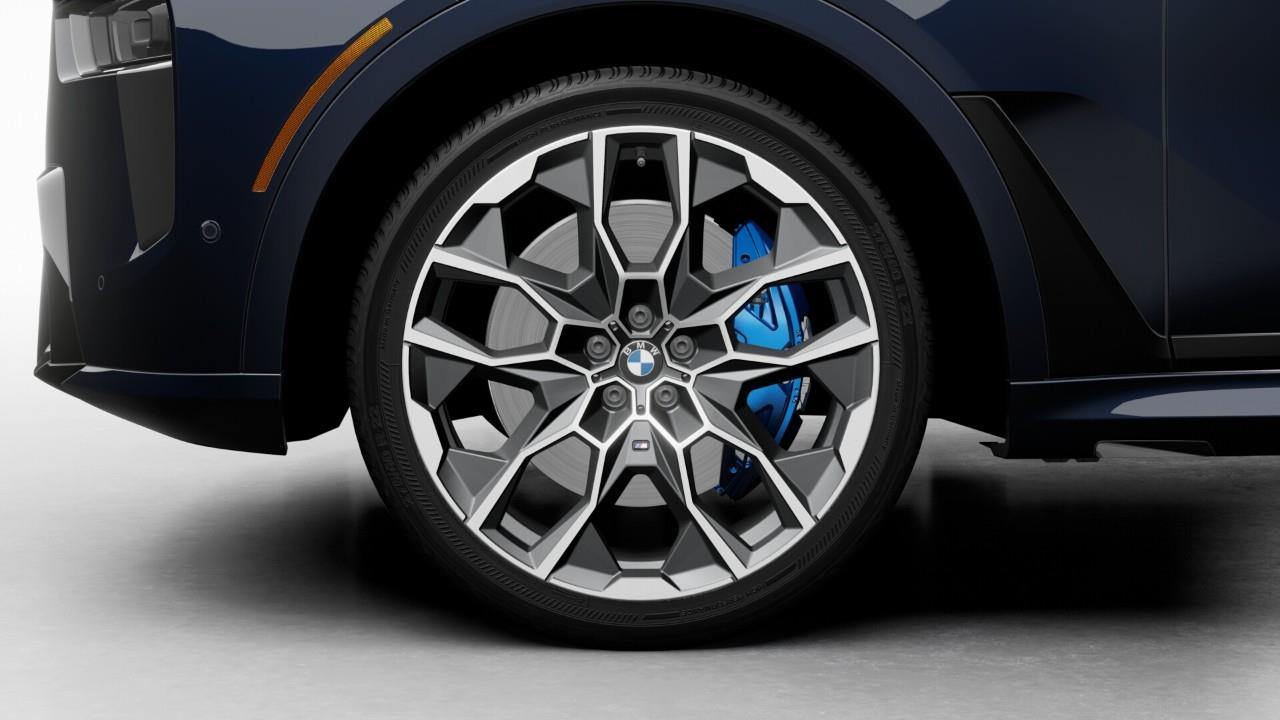 new 2027 BMW X7 car, priced at $146,034