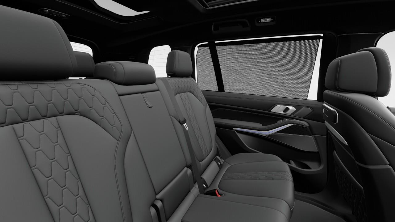 new 2027 BMW X7 car, priced at $147,034
