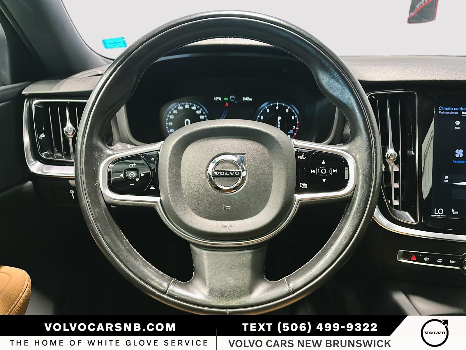 2019 Volvo V60 Cross Country T5 Momentum