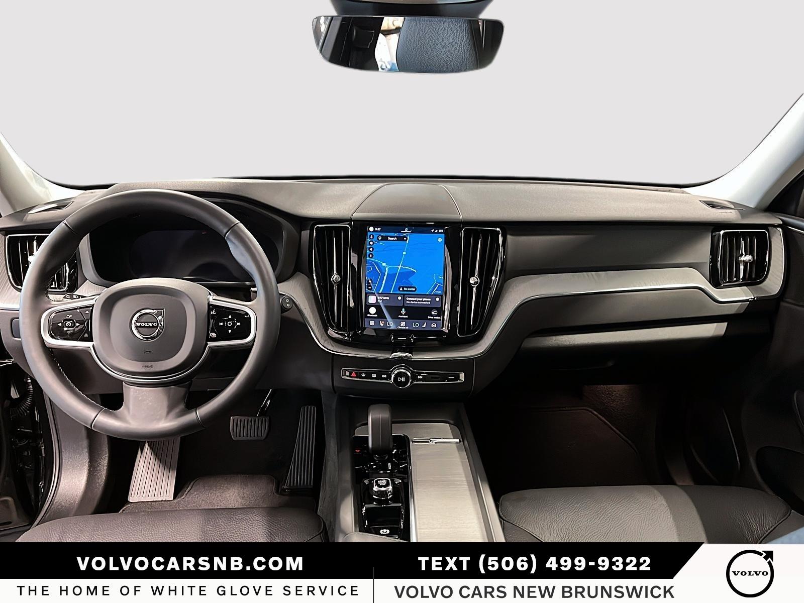2025 Volvo XC60 B5 Plus Dark Theme