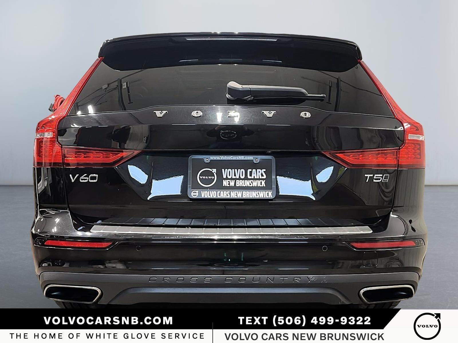 2021 Volvo V60 Cross Country T5