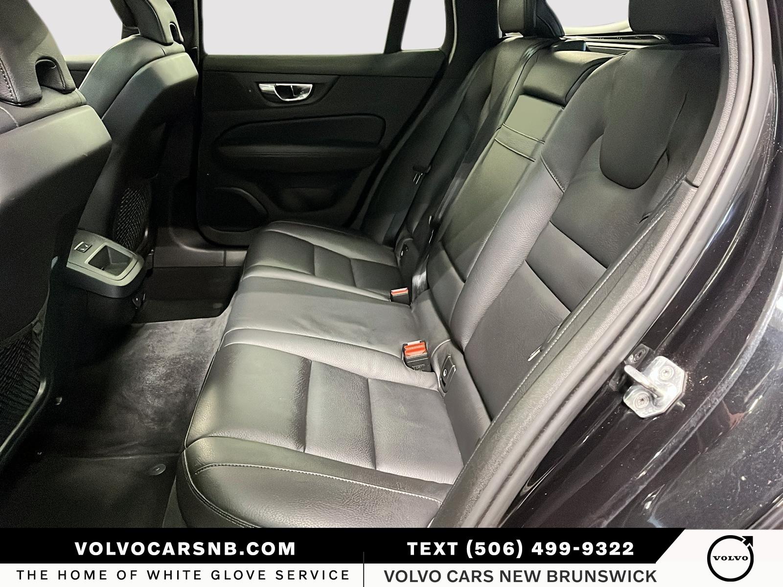 2021 Volvo V60 Cross Country T5
