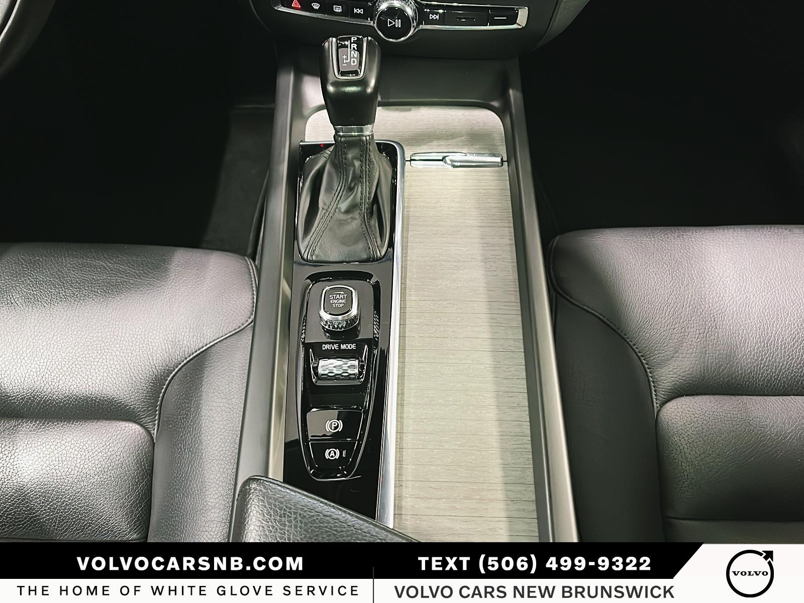 2021 Volvo V60 Cross Country T5